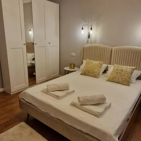 Chez Sophie Luxury Apartment *